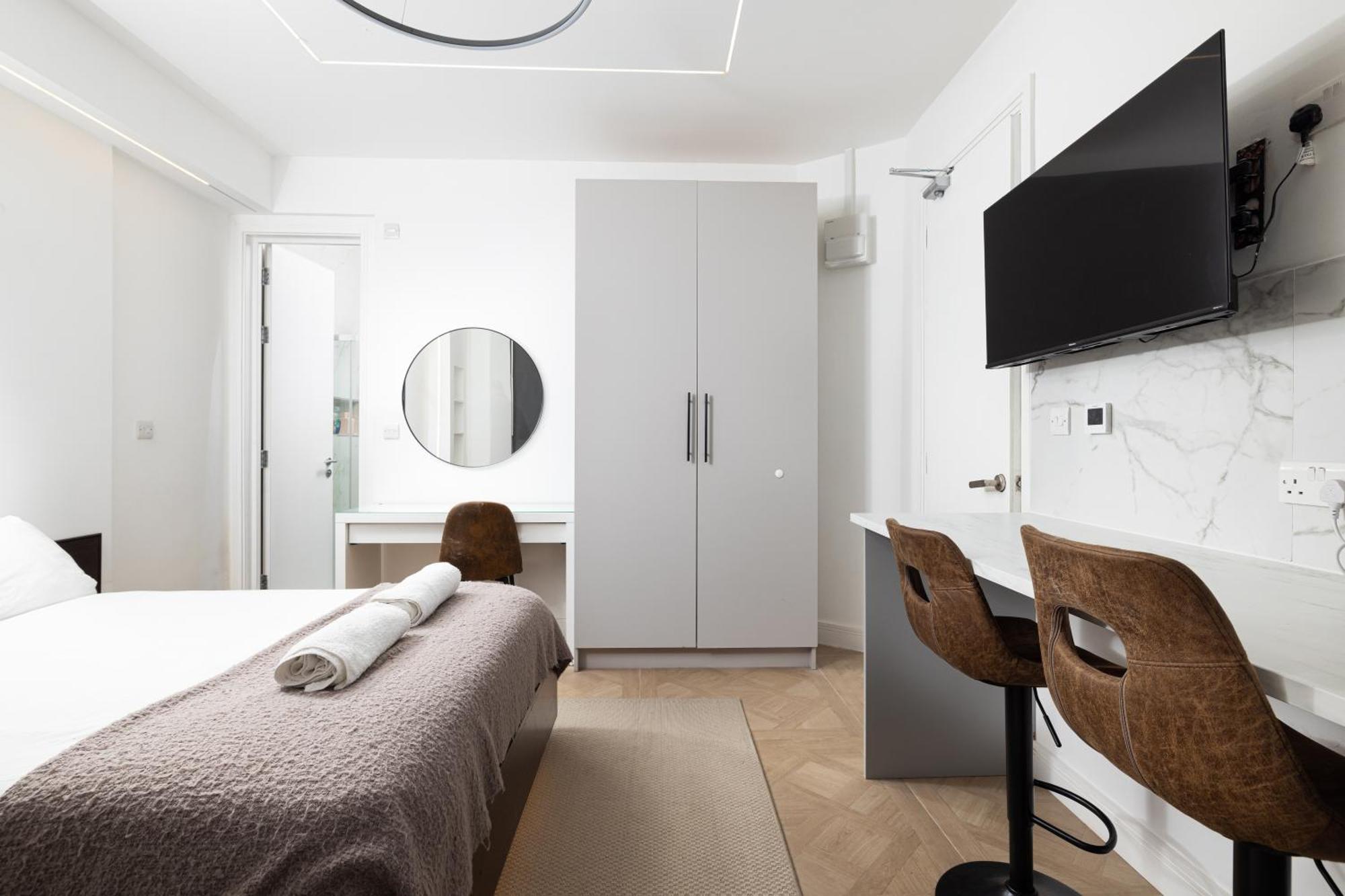 Luxurious London Studios Harrow Exterior photo