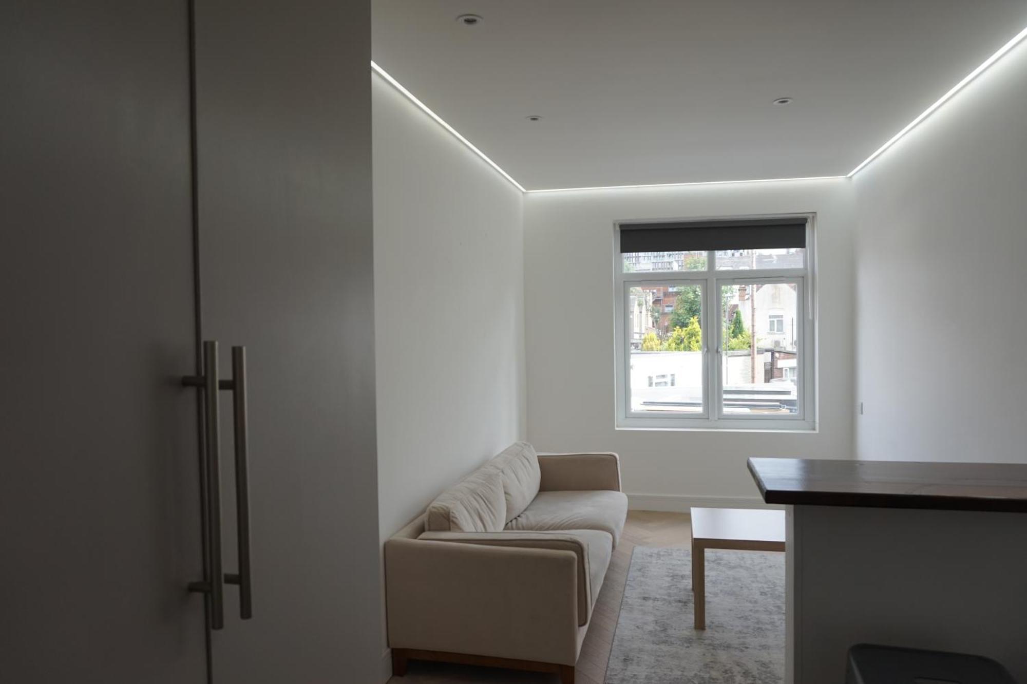 Luxurious London Studios Harrow Exterior photo