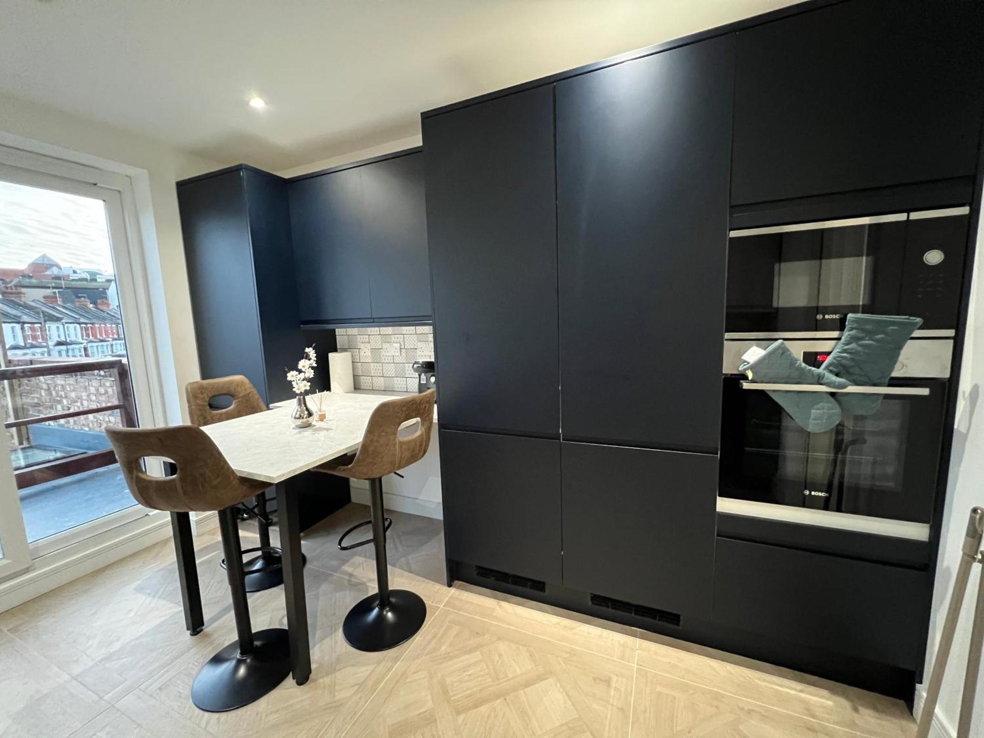 Luxurious London Studios Harrow Exterior photo
