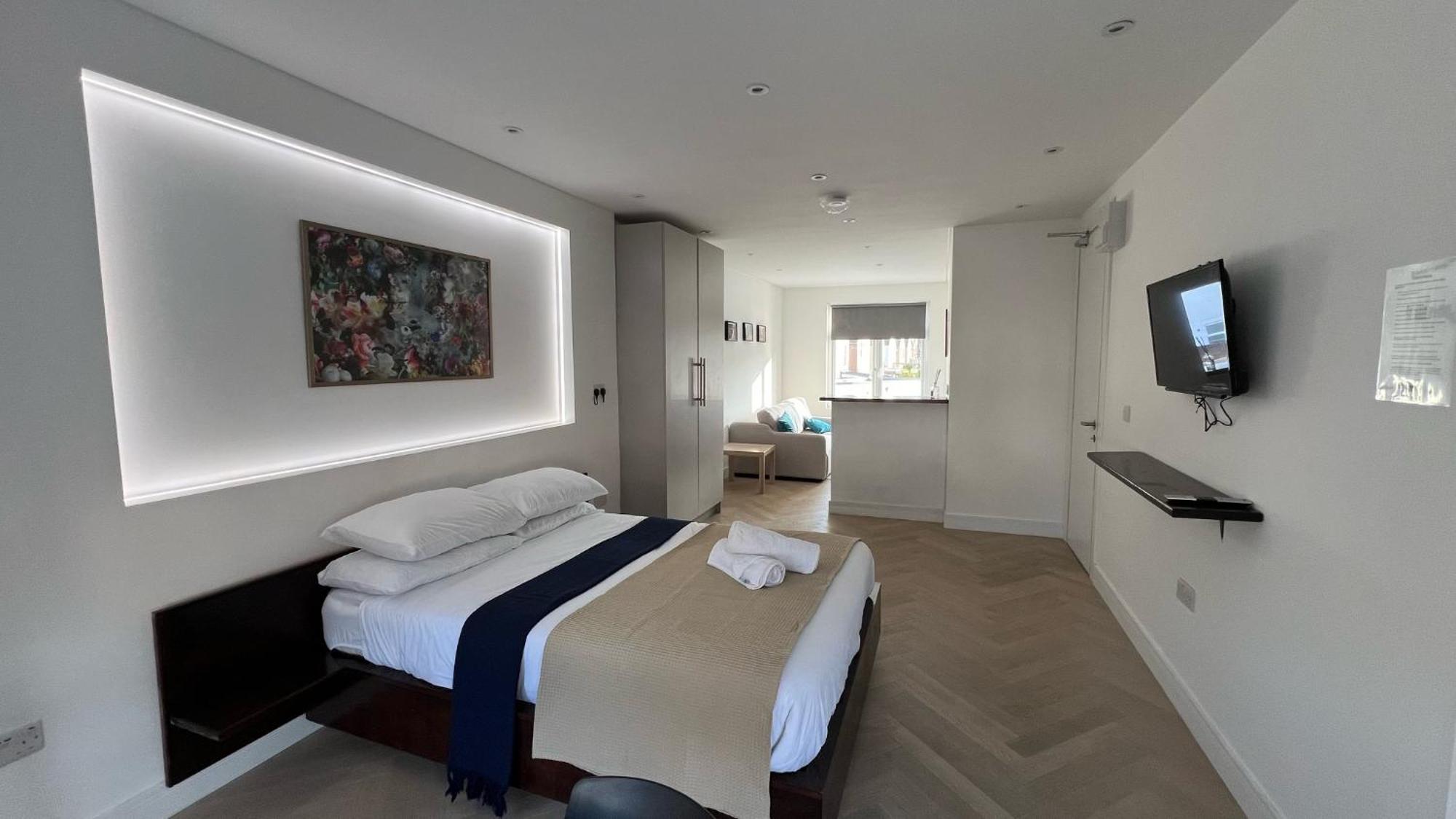 Luxurious London Studios Harrow Exterior photo